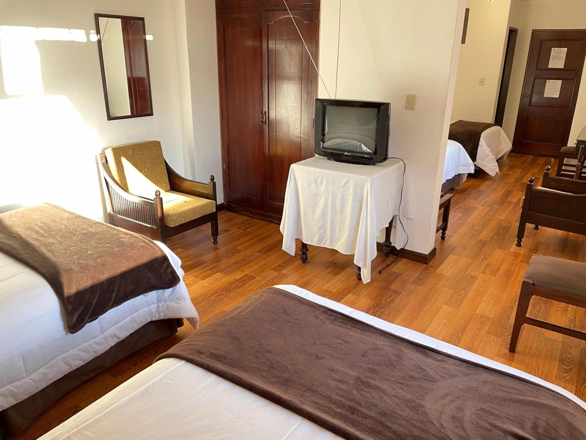 ホテル Loft Nass Atahualpa クエンカ エクステリア 写真