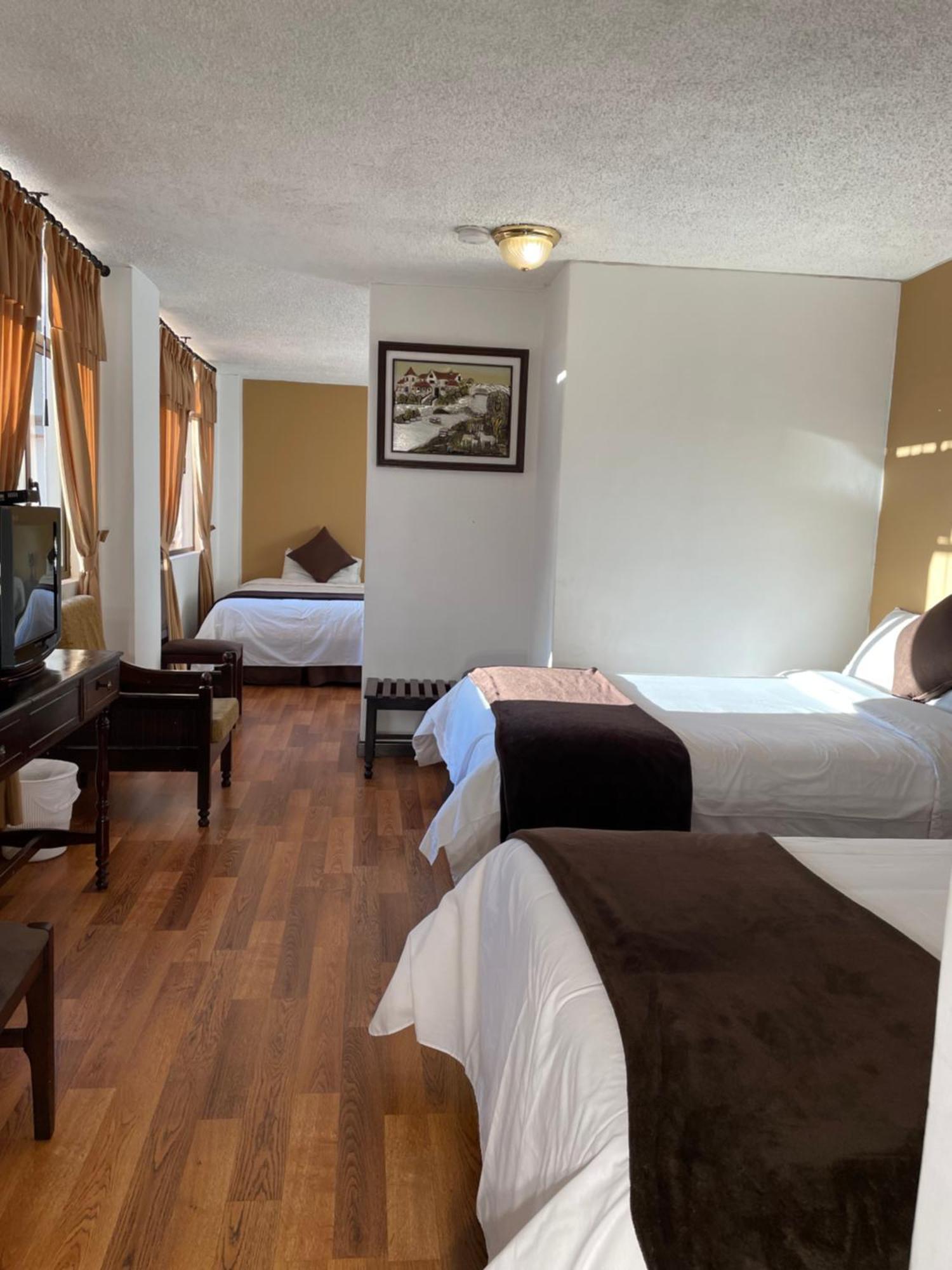 ホテル Loft Nass Atahualpa クエンカ エクステリア 写真