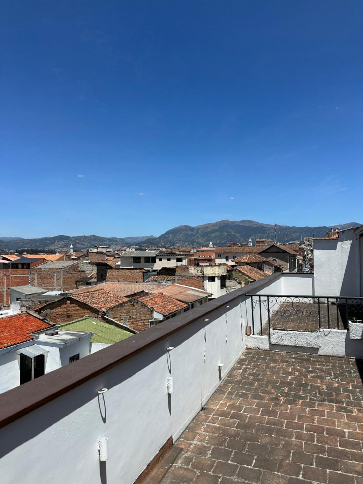 ホテル Loft Nass Atahualpa クエンカ エクステリア 写真