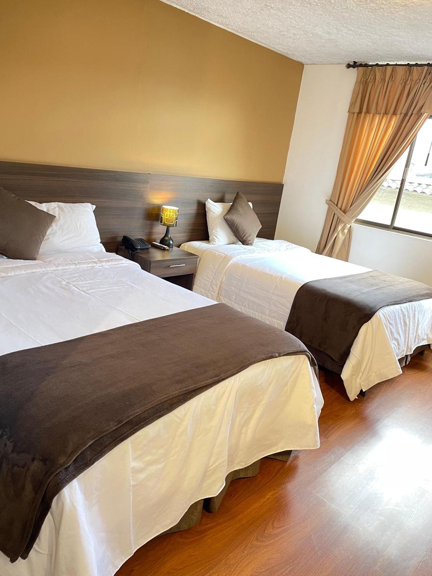ホテル Loft Nass Atahualpa クエンカ エクステリア 写真